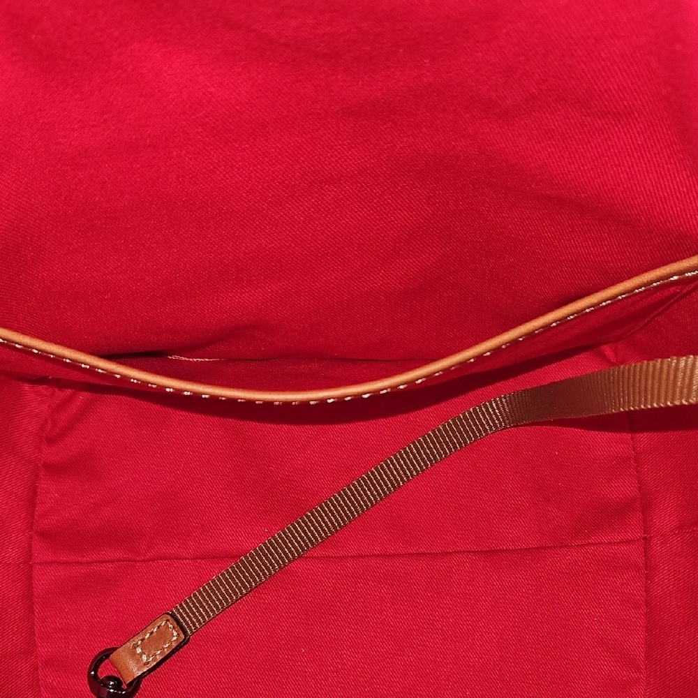 Dooney And Bourke Saffiano Drawstring Crossbody, Nwt - Picture 7 of 16
